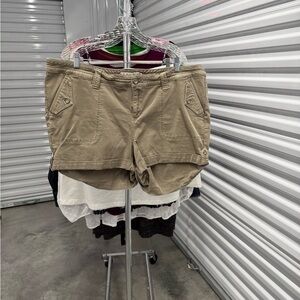 Torrid | Military Shorts in Khaki | size 24